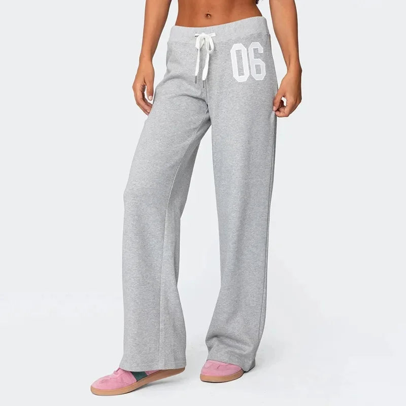 06 SWEATPANTS